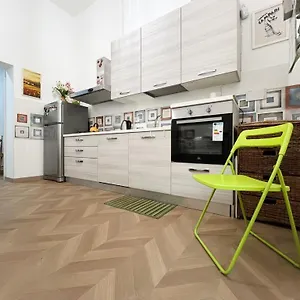  Appartamento A Casa Di Ala Italia